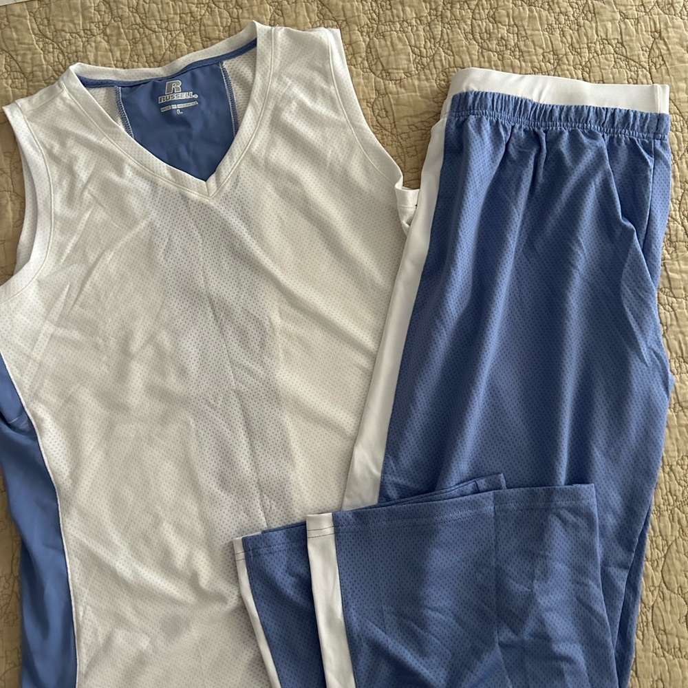 Russel 2 piece work out set